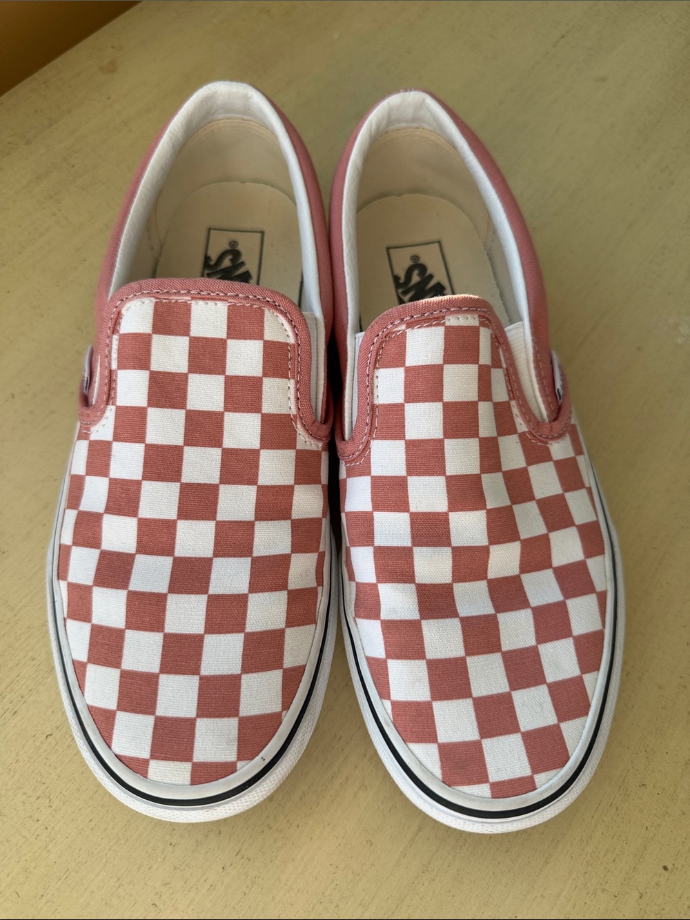 Vans slip on checkerboard sneakers rose size 9